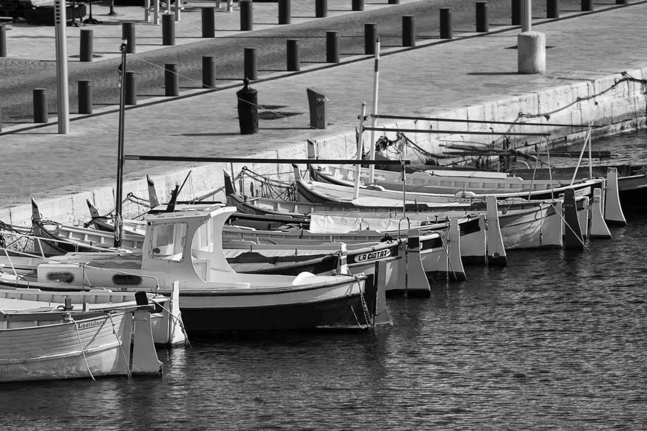 Cailloux Saint-Cyr-sur-Mer Exterior foto